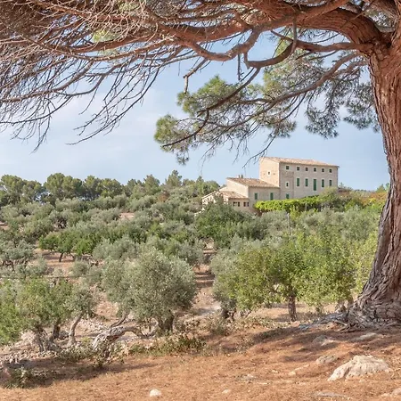 Semi-detached Sunny Country House, Near Gr221 Сasa de vacaciones *