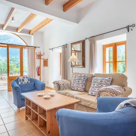 Semi-detached Sunny Country House, Near Gr221 *