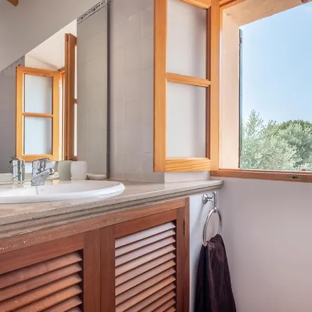 Semi-detached Sunny Country House, Near Gr221 Holiday home *